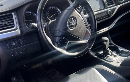 Toyota Highlander III, 2015 год, 3 200 000 рублей, 6 фотография