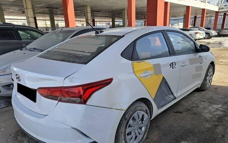 Hyundai Solaris II рестайлинг, 2022 год, 945 000 рублей, 18 фотография