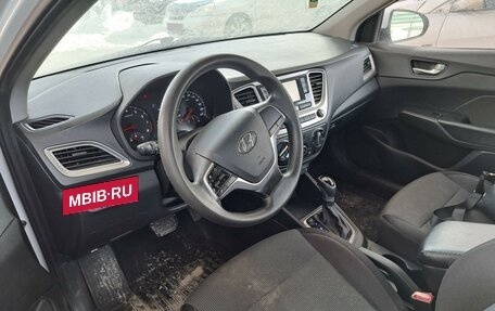 Hyundai Solaris II рестайлинг, 2022 год, 945 000 рублей, 8 фотография