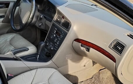 Volvo S60 III, 2001 год, 410 000 рублей, 30 фотография