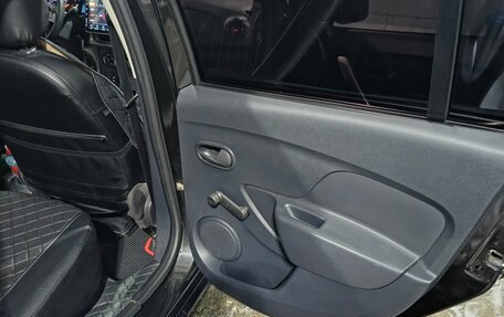 Renault Sandero II рестайлинг, 2017 год, 1 100 000 рублей, 13 фотография