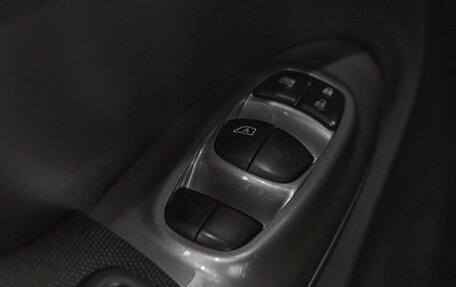 Nissan Juke II, 2012 год, 899 000 рублей, 11 фотография