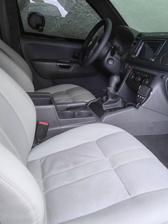 Volkswagen Amarok I, 2012 год, 7 000 000 рублей, 3 фотография