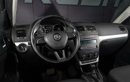 Skoda Yeti I рестайлинг, 2014 год, 1 215 111 рублей, 10 фотография