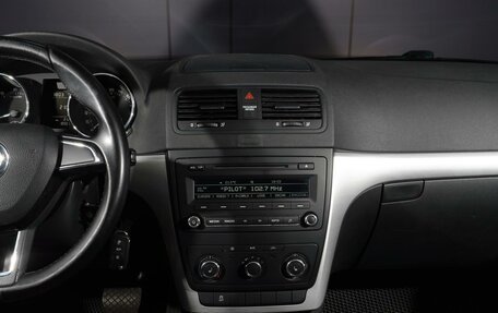 Skoda Yeti I рестайлинг, 2014 год, 1 215 111 рублей, 22 фотография