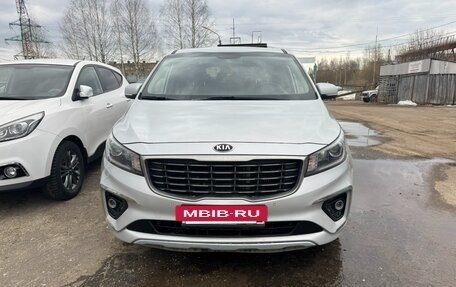 KIA Carnival III, 2019 год, 3 500 000 рублей, 2 фотография