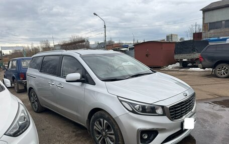 KIA Carnival III, 2019 год, 3 500 000 рублей, 4 фотография
