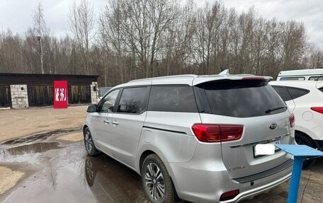 KIA Carnival III, 2019 год, 3 500 000 рублей, 6 фотография