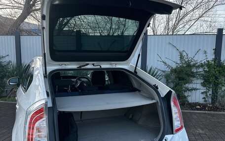 Toyota Prius, 2013 год, 1 050 000 рублей, 5 фотография