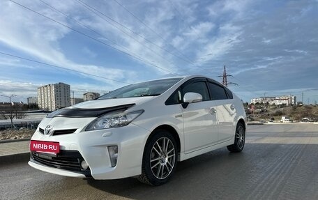 Toyota Prius, 2013 год, 1 050 000 рублей, 4 фотография