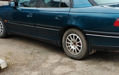 Opel Omega B, 1995 год, 300 000 рублей, 2 фотография