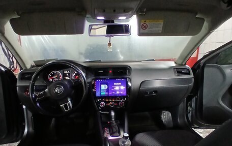 Volkswagen Jetta VI, 2012 год, 1 100 000 рублей, 6 фотография