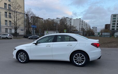 Mercedes-Benz A-Класс, 2019 год, 2 900 000 рублей, 4 фотография