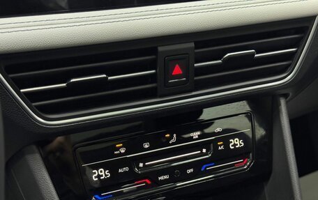 Volkswagen Tiguan II, 2025 год, 3 999 000 рублей, 15 фотография