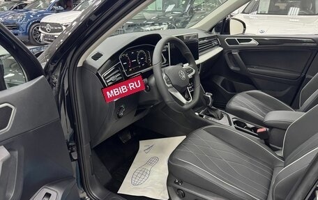 Volkswagen Tiguan II, 2025 год, 3 999 000 рублей, 8 фотография