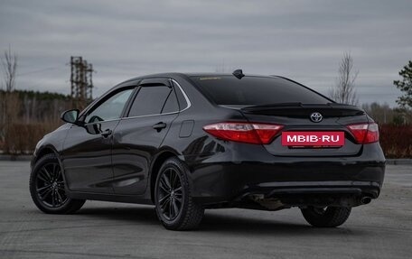 Toyota Camry, 2016 год, 1 695 000 рублей, 2 фотография