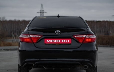 Toyota Camry, 2016 год, 1 695 000 рублей, 4 фотография