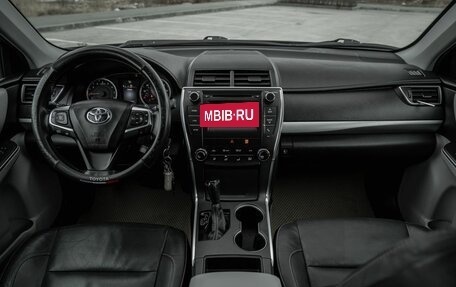 Toyota Camry, 2016 год, 1 695 000 рублей, 11 фотография