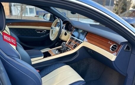 Bentley Continental GT III, 2019 год, 18 000 000 рублей, 9 фотография