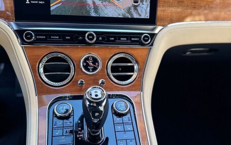 Bentley Continental GT III, 2019 год, 18 000 000 рублей, 11 фотография