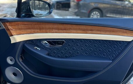 Bentley Continental GT III, 2019 год, 18 000 000 рублей, 14 фотография