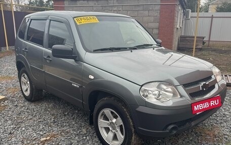 Chevrolet Niva I рестайлинг, 2018 год, 835 000 рублей, 3 фотография