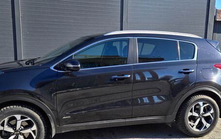 KIA Sportage IV рестайлинг, 2018 год, 2 400 000 рублей, 4 фотография