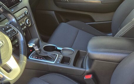 KIA Sportage IV рестайлинг, 2018 год, 2 400 000 рублей, 13 фотография