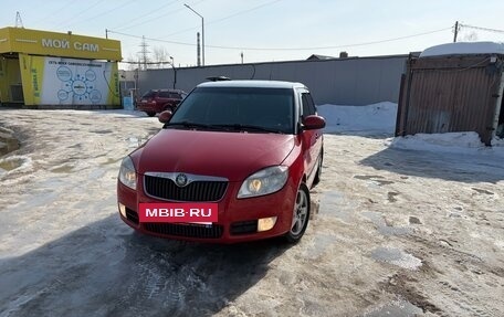 Skoda Fabia II, 2009 год, 695 000 рублей, 2 фотография