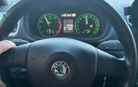 Skoda Fabia II, 2009 год, 695 000 рублей, 18 фотография