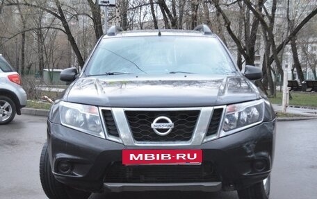 Nissan Terrano III, 2015 год, 900 000 рублей, 2 фотография