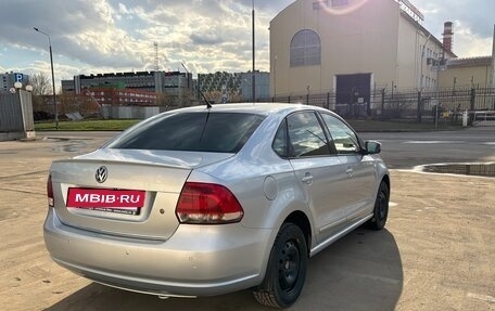 Volkswagen Polo VI (EU Market), 2011 год, 800 000 рублей, 3 фотография
