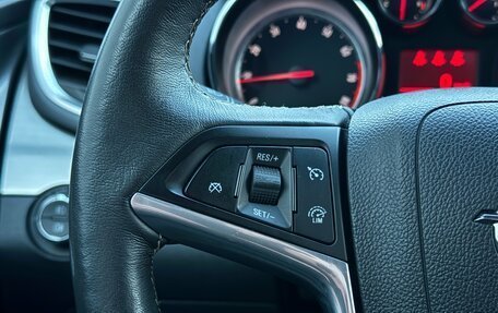 Opel Mokka I, 2013 год, 1 300 000 рублей, 13 фотография