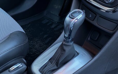 Opel Mokka I, 2013 год, 1 300 000 рублей, 22 фотография