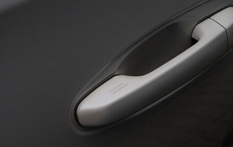 Toyota Land Cruiser Prado 150 рестайлинг 2, 2015 год, 3 725 000 рублей, 27 фотография