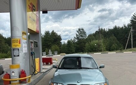 BMW 3 серия, 2004 год, 895 000 рублей, 24 фотография