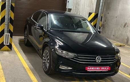 Volkswagen Passat B8 рестайлинг, 2020 год, 2 700 000 рублей, 13 фотография