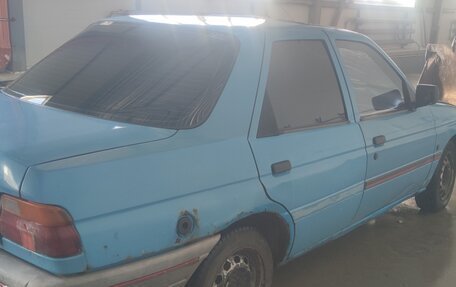 Ford Orion III, 1990 год, 70 000 рублей, 5 фотография