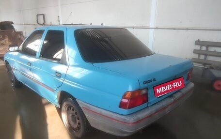 Ford Orion III, 1990 год, 70 000 рублей, 2 фотография