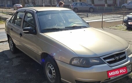 Daewoo Nexia I рестайлинг, 2012 год, 200 000 рублей, 4 фотография