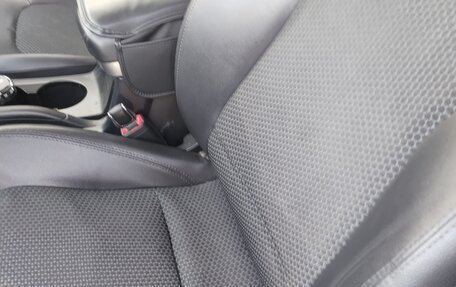 Hyundai ix35 I рестайлинг, 2011 год, 950 000 рублей, 14 фотография