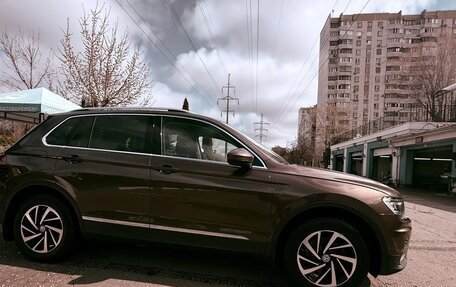 Volkswagen Tiguan II, 2018 год, 1 950 000 рублей, 7 фотография