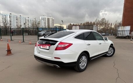 Honda Crosstour I рестайлинг, 2014 год, 2 300 000 рублей, 3 фотография