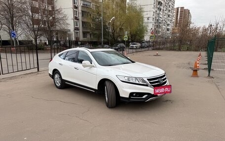 Honda Crosstour I рестайлинг, 2014 год, 2 300 000 рублей, 5 фотография
