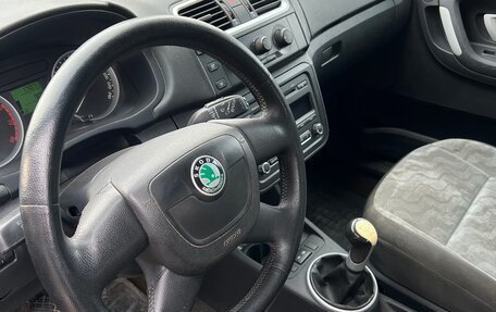 Skoda Roomster, 2010 год, 325 000 рублей, 10 фотография