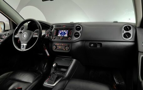 Volkswagen Tiguan I, 2011 год, 1 198 000 рублей, 13 фотография