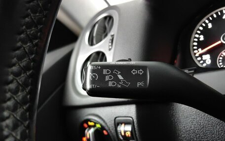 Volkswagen Tiguan I, 2011 год, 1 198 000 рублей, 20 фотография