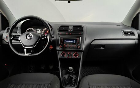 Volkswagen Polo VI (EU Market), 2017 год, 768 000 рублей, 12 фотография