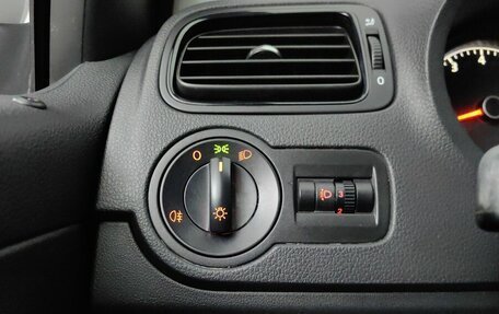 Volkswagen Polo VI (EU Market), 2017 год, 768 000 рублей, 21 фотография