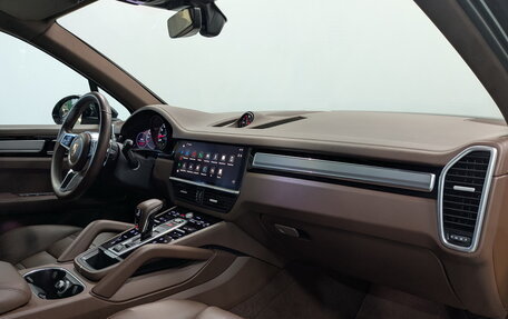 Porsche Cayenne III, 2023 год, 12 850 000 рублей, 11 фотография